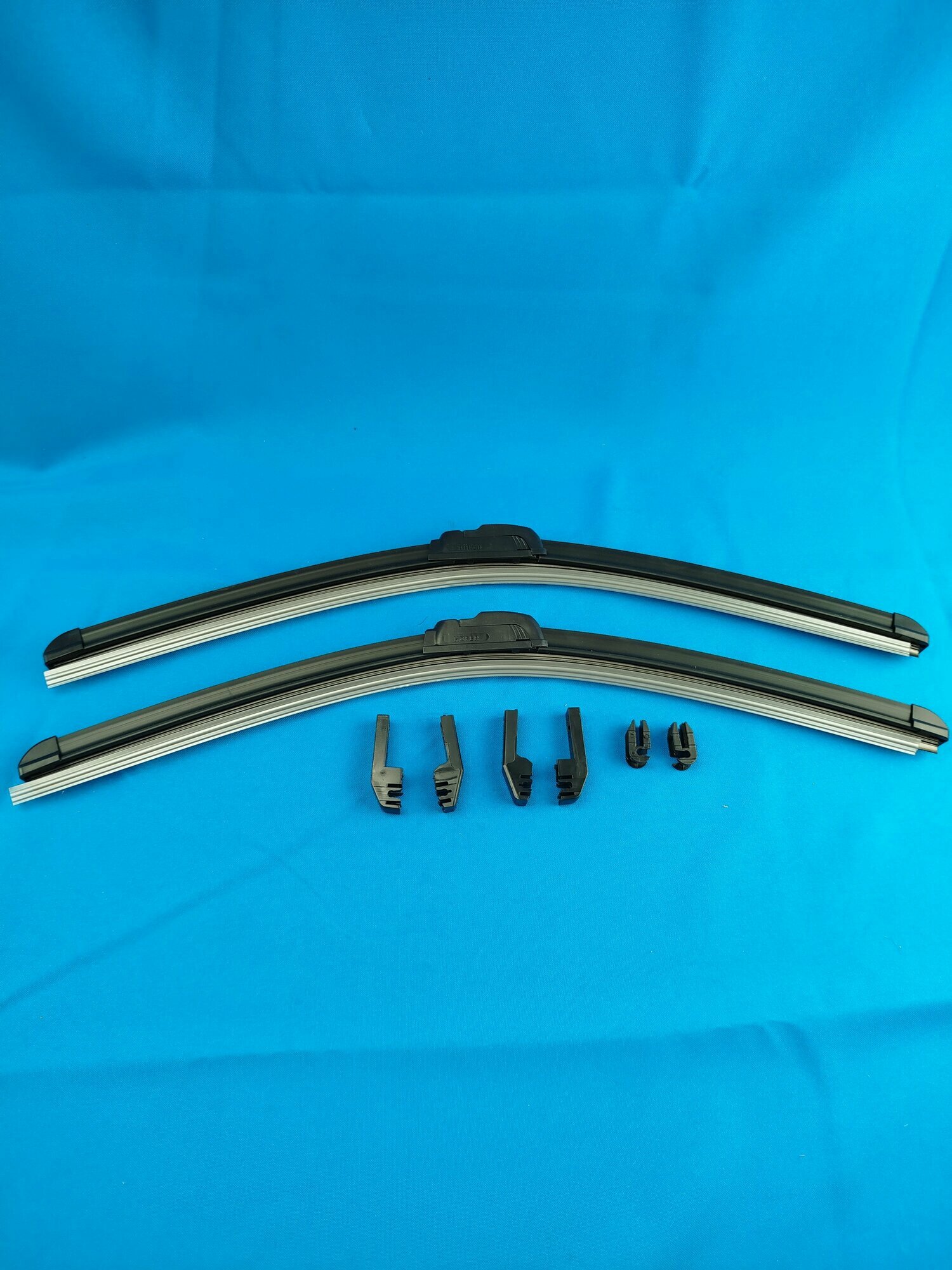 Щетки стеклоочистителя "HOFER" 51см бескаркасные (к-т)