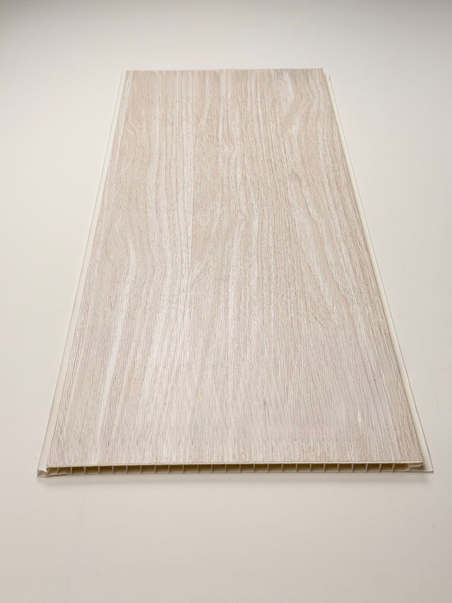 Стеновые панели ПВХ ВЕК Лиственница кремовая для внутренней отделки 250х9х2700мм 1шт