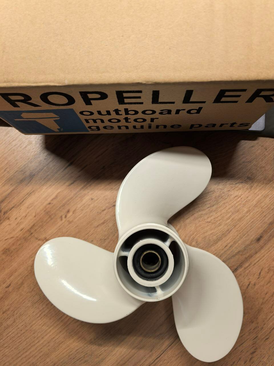Винт гребной для Yamaha 9.9 15 20 hp диаметр 9 1/4 шаг 9 лопастей 3