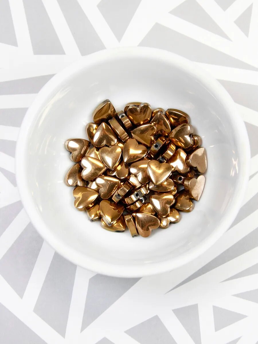 Гематин - сердечки пухлые - бронза - 8 мм (около 25 шт) — фото 1