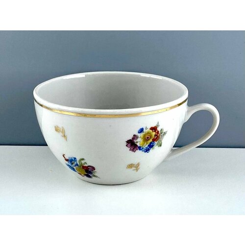 Винтажная чайная чашка 