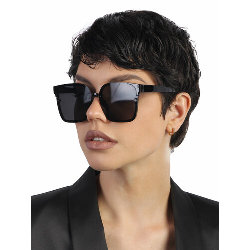 Солнцезащитные очки Pretty Mania черный 680₽