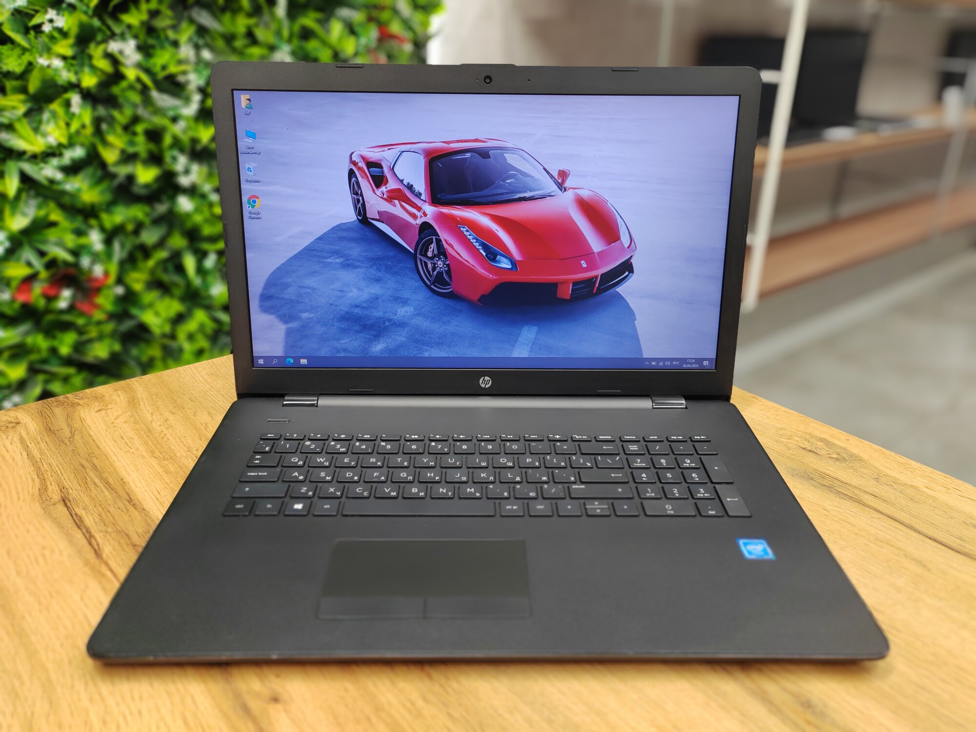 Ноутбук HP /17.3 HD/Intel Celeron N3060/4GB/128GB SSD/Windows 10 Pro