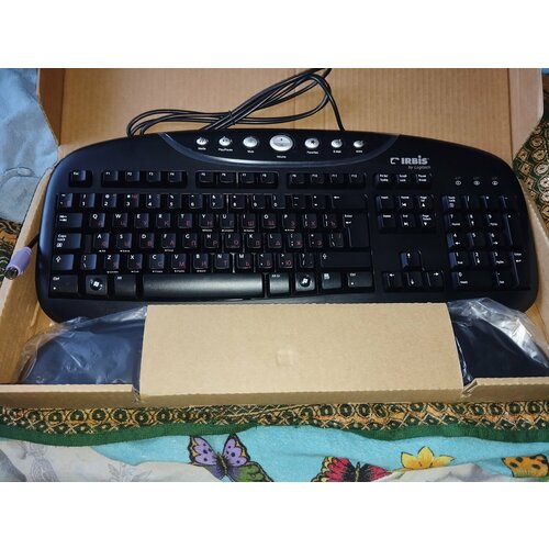 Клавиатура 70000₽