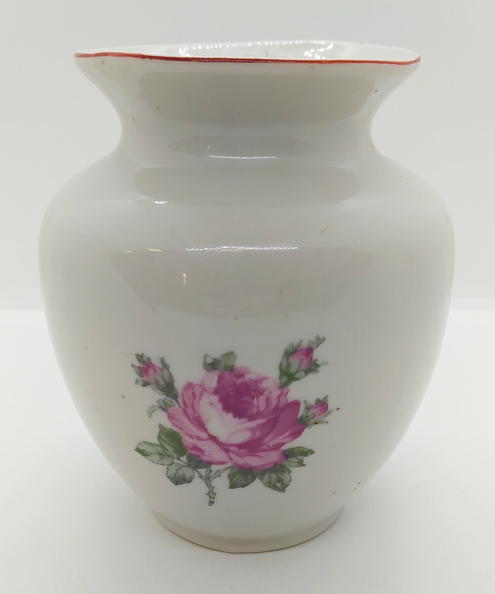 фото Ваза с декором в виде розы, фарфор, деколь, Коростенский фарфоровый завод (КФЗ)