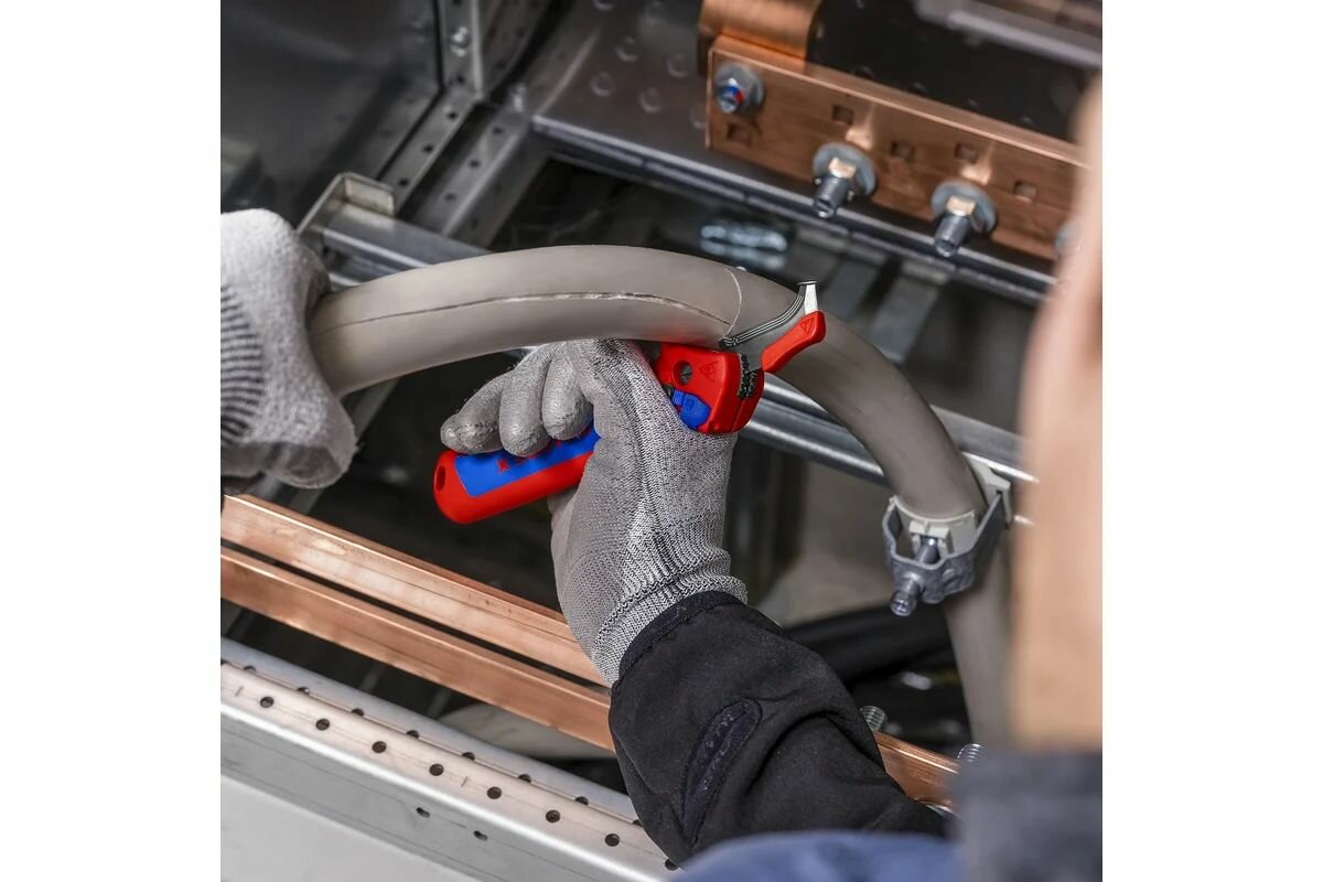 Кабелерезы Нож для кабеля Knipex с пяткой, с трещоткой, 146 мм, 2К ручка KN-1650145SB