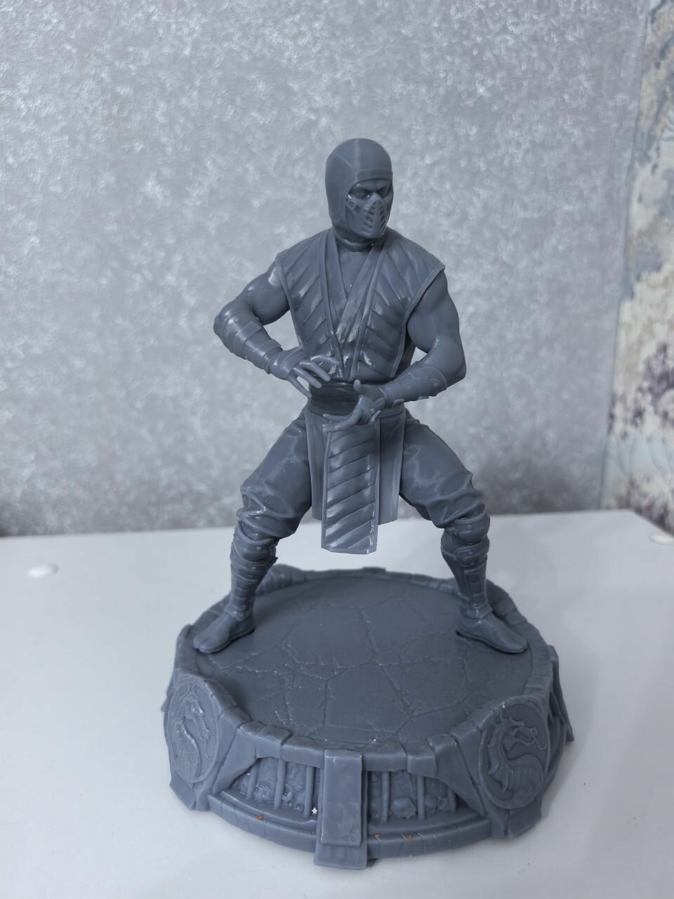 Фигурка Sub Zero Mortal Kombat Саб зиро мортал комбат (сборная модель, серого цвета - не окрашенная)18 см высота