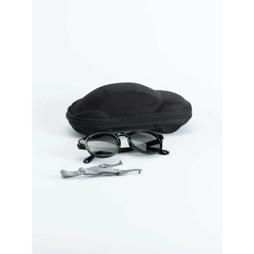 Солнцезащитные очки черный 900₽