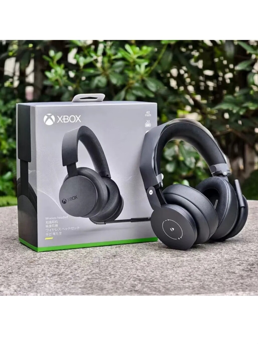 Беспроводная игровая гарнитура Microsoft Xbox Wireless Headset, черные