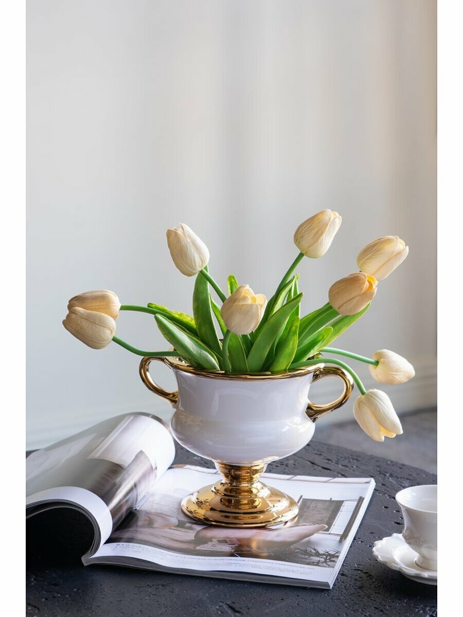 61157 Ваза настольная с ручками 21х15х15см, керамика, белая, Glasar