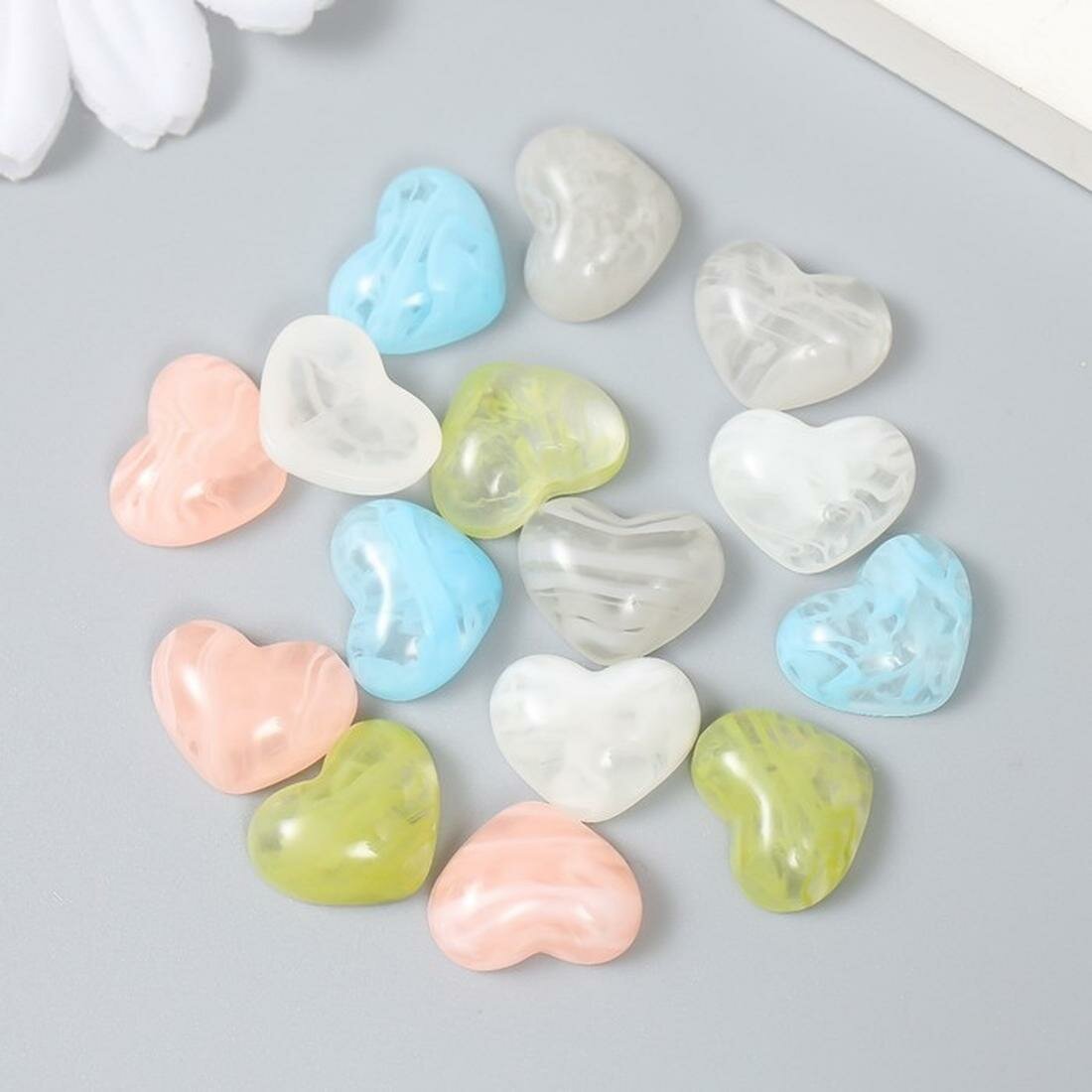 Декоративные элементы для творчества «Арт Узор. Сердечки» набор 15 шт пластик глянец 1.5×1.2×0.5 см микс