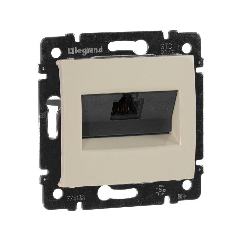 Информационная розетка Legrand Valena RJ45 категория 5e UTP 1 выход на винтах слоновая кость (бежевый) 774138