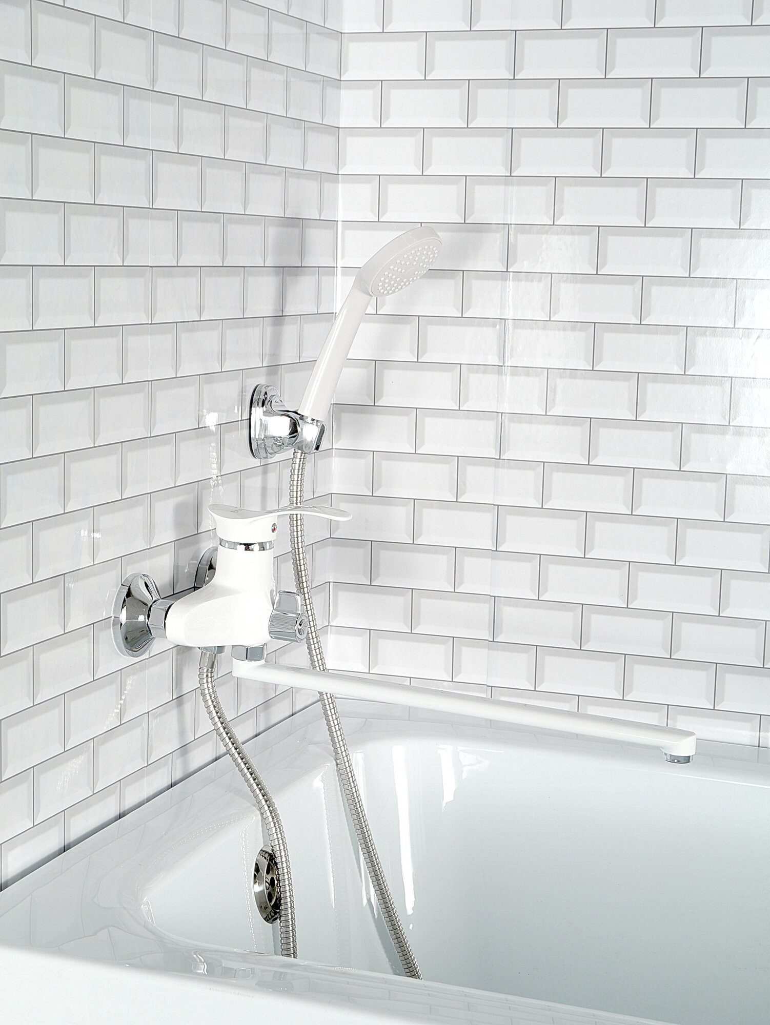 Смеситель Potato P2201-7, цинковый сплав, белый, вертикальный монтаж — фото 1