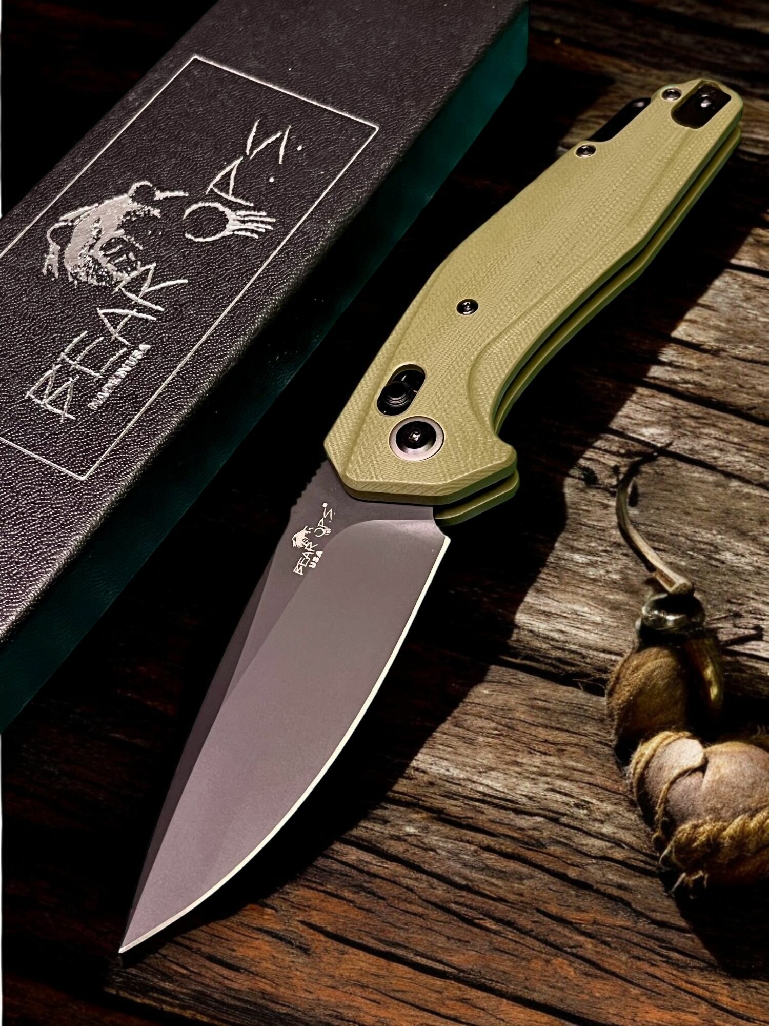 Нож складной Bear & Son BCAC2000G4B Katakt I, M390 Black Blade, OD Green Handle