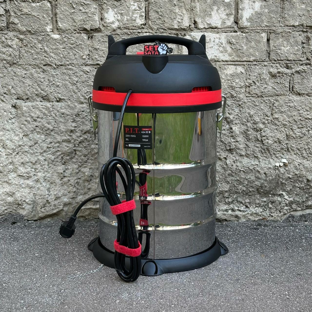 Профессиональный пылесос P. I. T. PVC30-C 1500Вт, 30л, 175 аВт, бак нержавейка — фото 1