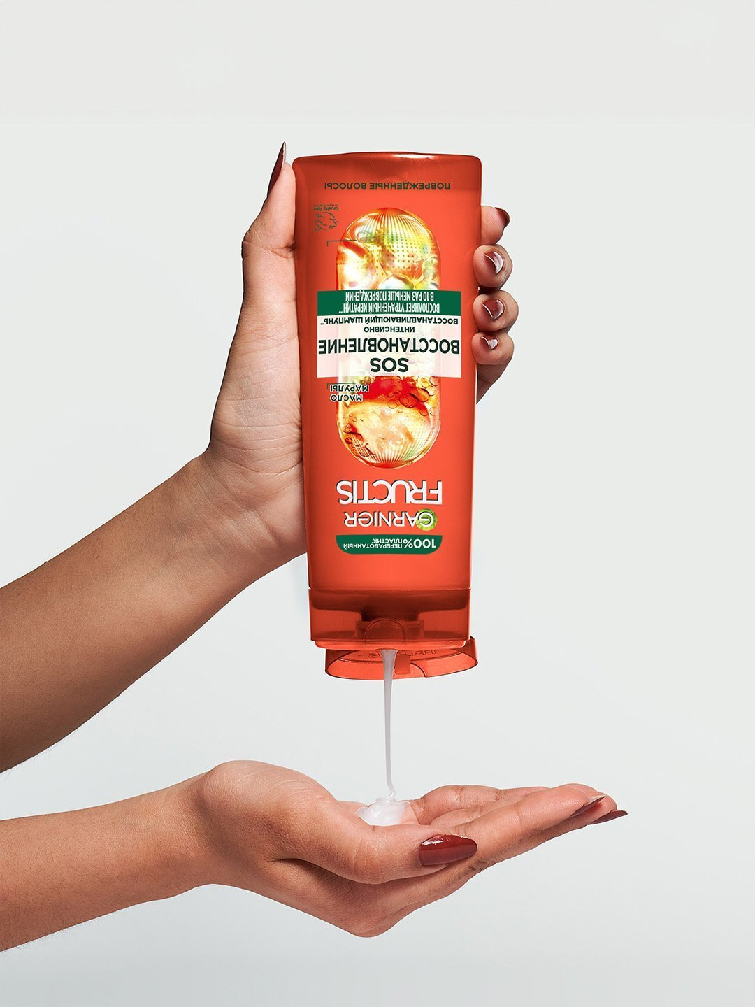 Шампунь для поврежденных волос, 700 мл, SOS восстановление