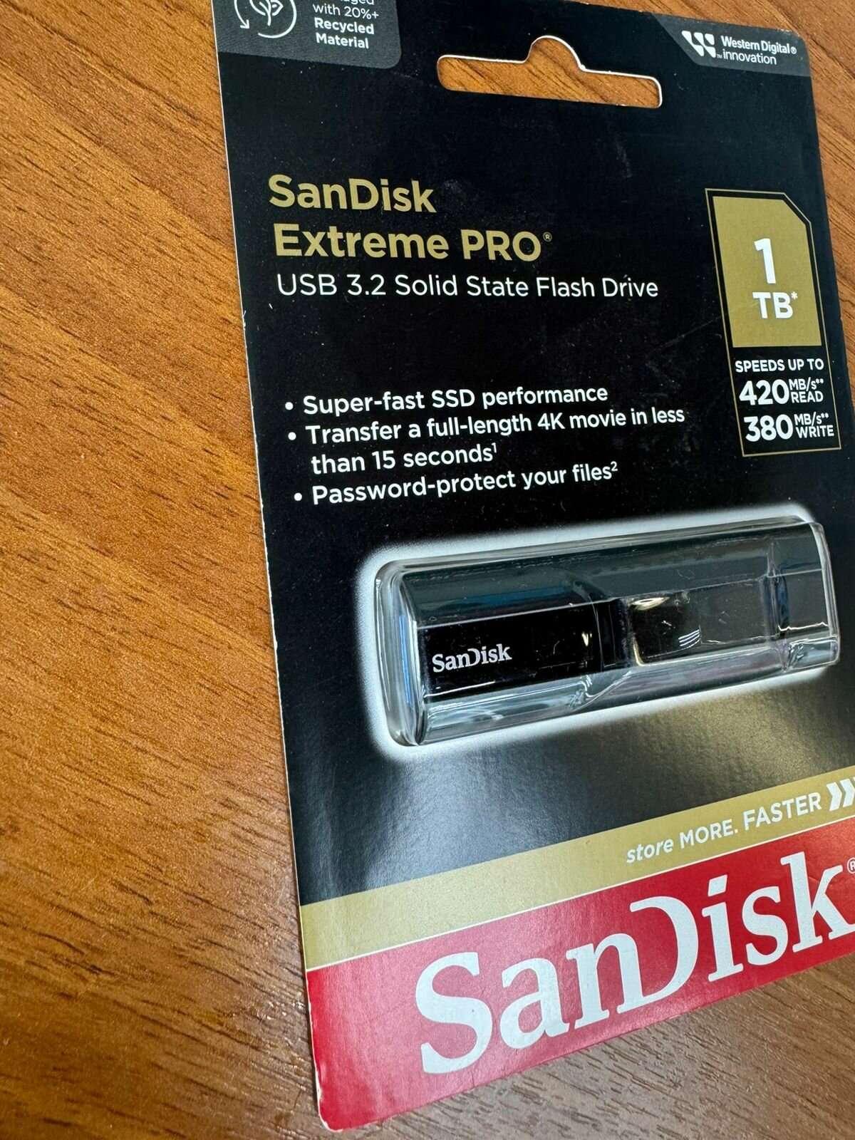 Накопитель USB 3.1 1TB SanDisk - фото №4