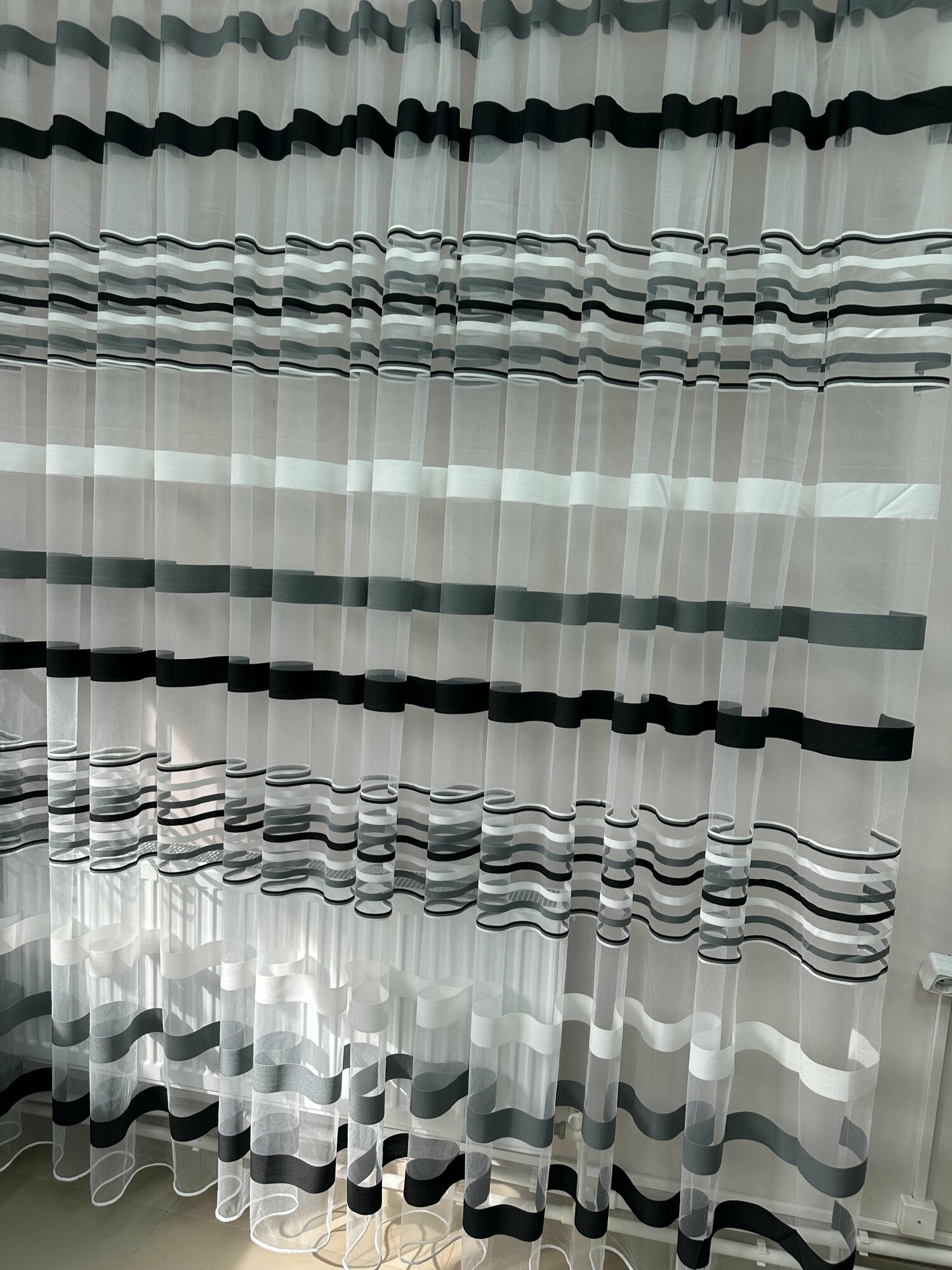 Тюль Сетка Полоски 00039 черно-серая 400*270 — фото 1