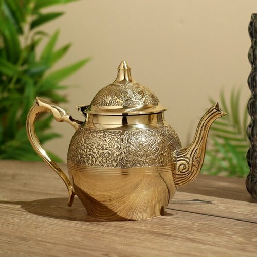 Чайник 24х11х18 см латунь 3741₽