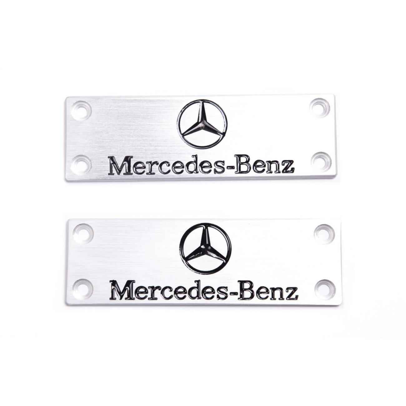 Эмблемы на коврик Mercedes 2 шт.