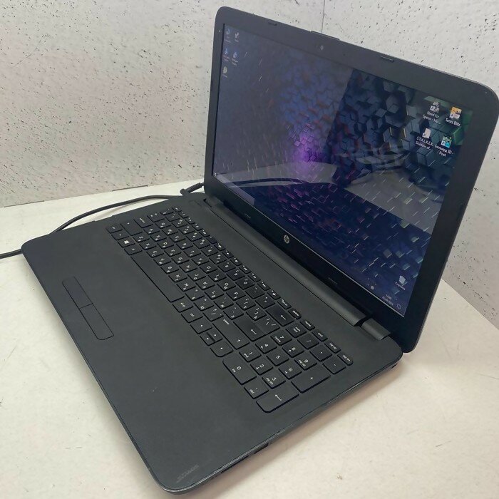 Ноутбук HP 15-rbo82ur