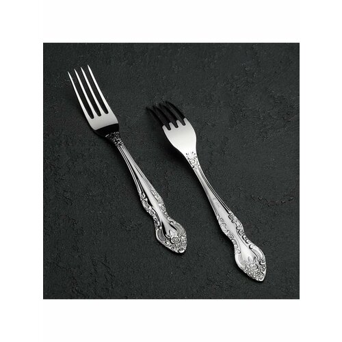 Вилка десертная 