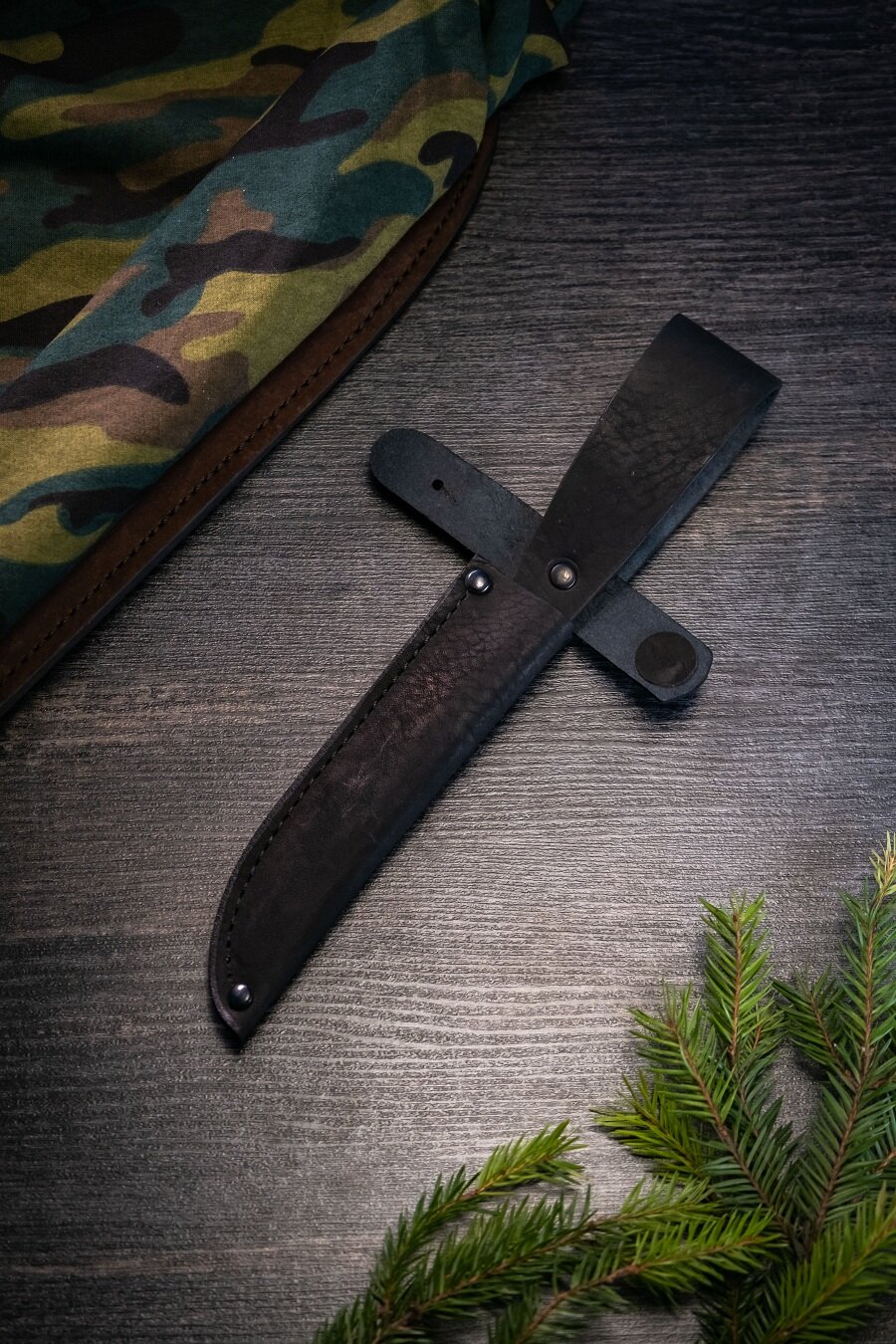 Чехол для туристического ножа НР40 от бренда Нож Хорош, натуральная кожа, крепление на ремень — фото 1