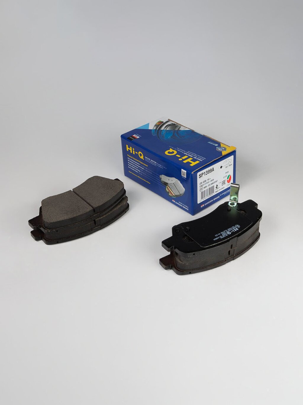 Колодки тормозные дисковые передние Sangsin SP1399A