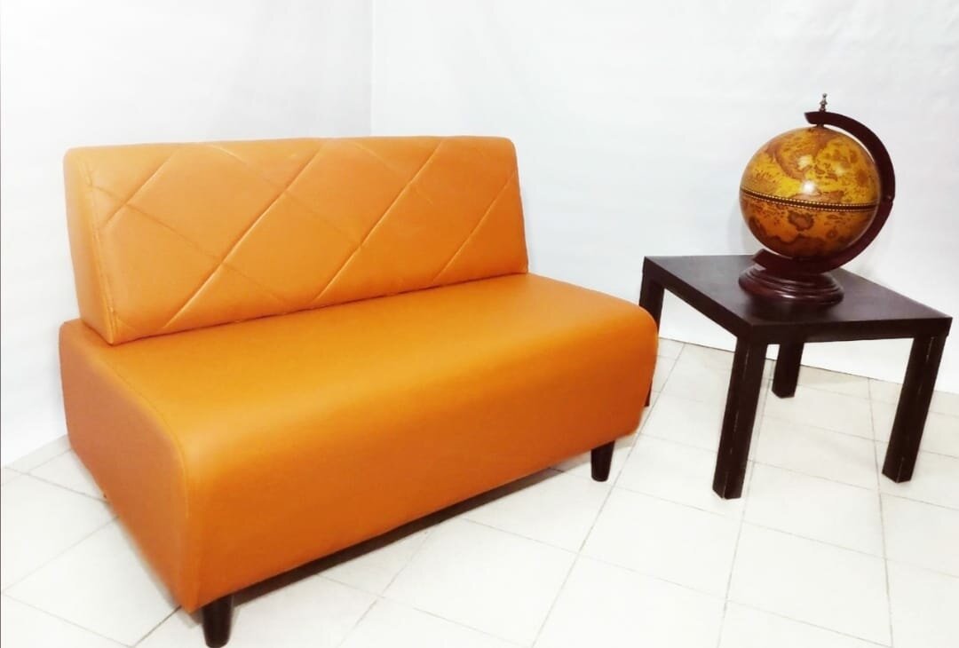 Диван "Lakshmi 2" экокожа, 110x67x73 см, оранжевый