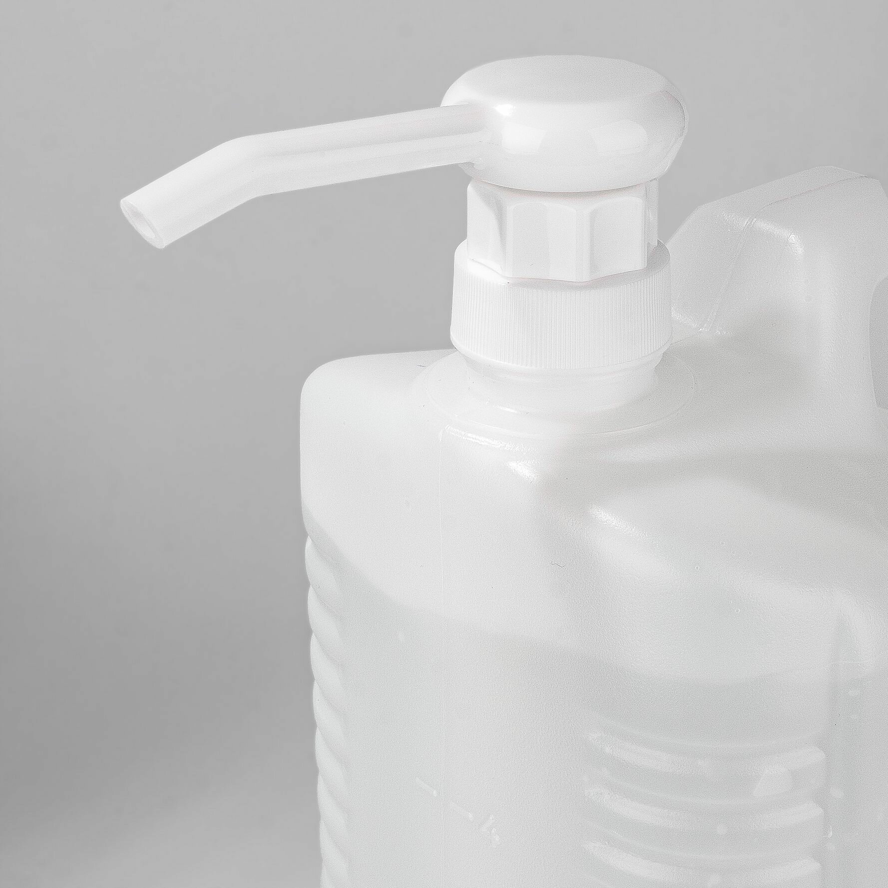 Гельтек Дозатор для канистр 5 литров УЗИ и ЭКГ, длина 24 см, диаметр пробки 40 мм — фото 1