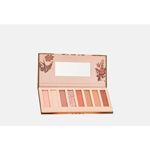 Палетка теней для век FEMALE GAZE