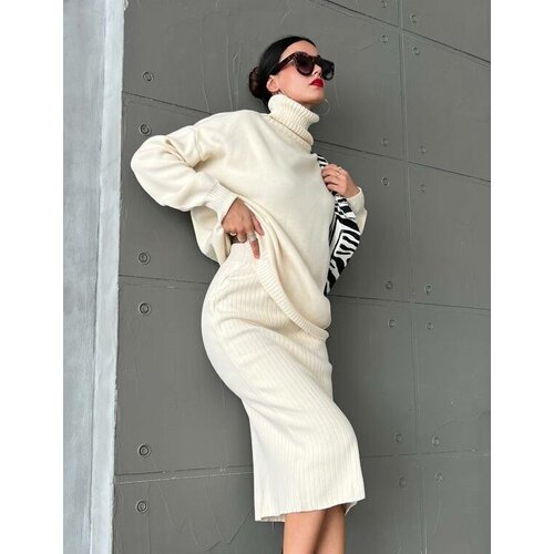 фото Костюм, размер 42-46, белый не определен