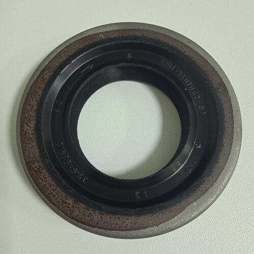 Сальник редуктора заднего моста арт 2101-2402052-01 358х68х12 для ам ВАЗ 2101 2121 NIVA 250₽