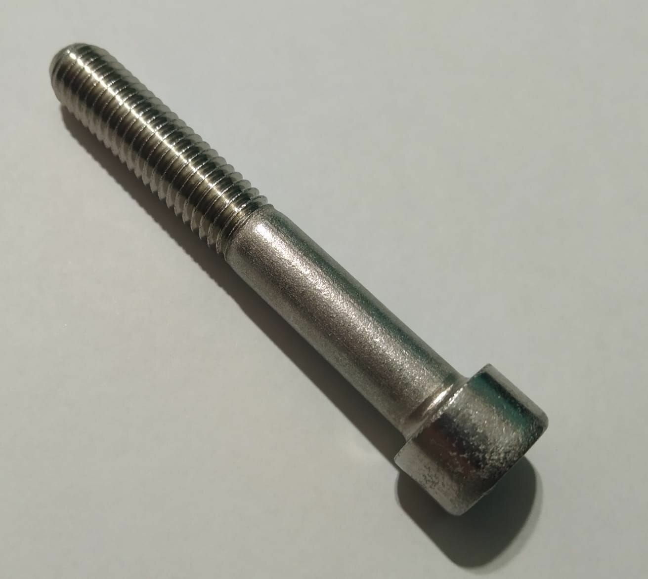 Болт 8х50 DIN 912 нерж. сталь А2 с внутренним шестигранником 5шт.