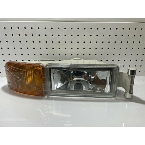 Фара противотуманная левая с желтым поворотником МАН ТГА ТГЛ ТГМ ТГС 4800₽