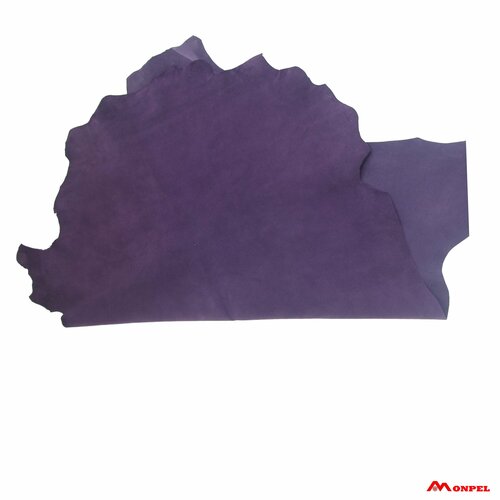 Натуральная итальянская кожа, велюр обувной коза. 35-37 дм2, цвет фиолетовый, целые шкурки.