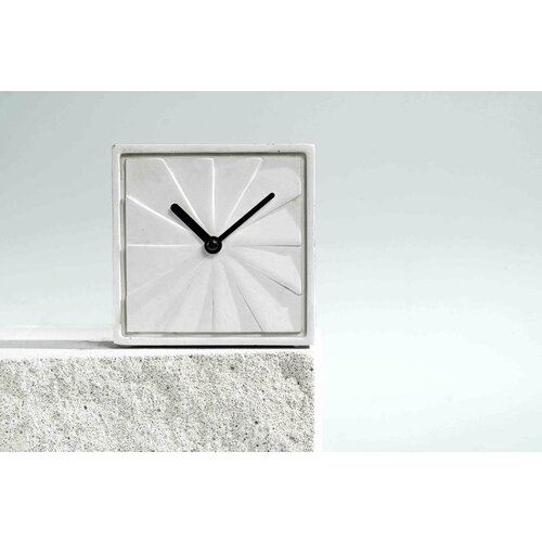 Bayazet Баязет - Настольные часы 8800₽