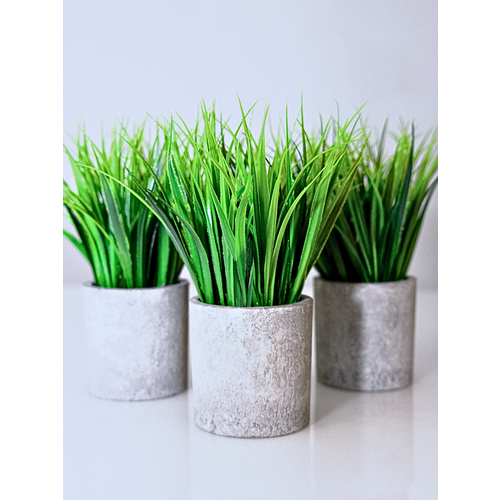 Искусственные цветы осока в горшке