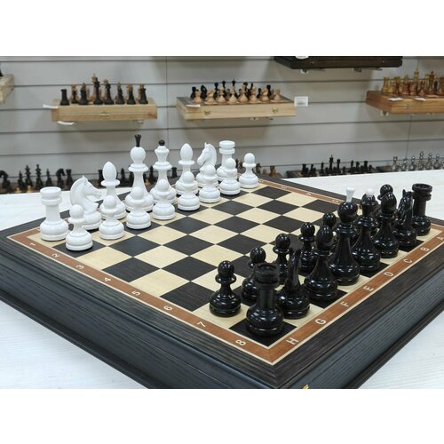 Шахматы в ларце из мореного дуба с фигурами из граба Люкс шахматы подарочные из черного дерева и дуба доминация 45 на 45 см