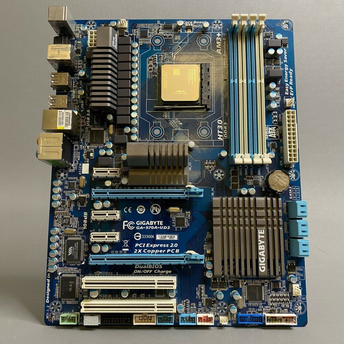 Материнская плата GIGABYTE GA-970A-UD3 (rev. 1.2)