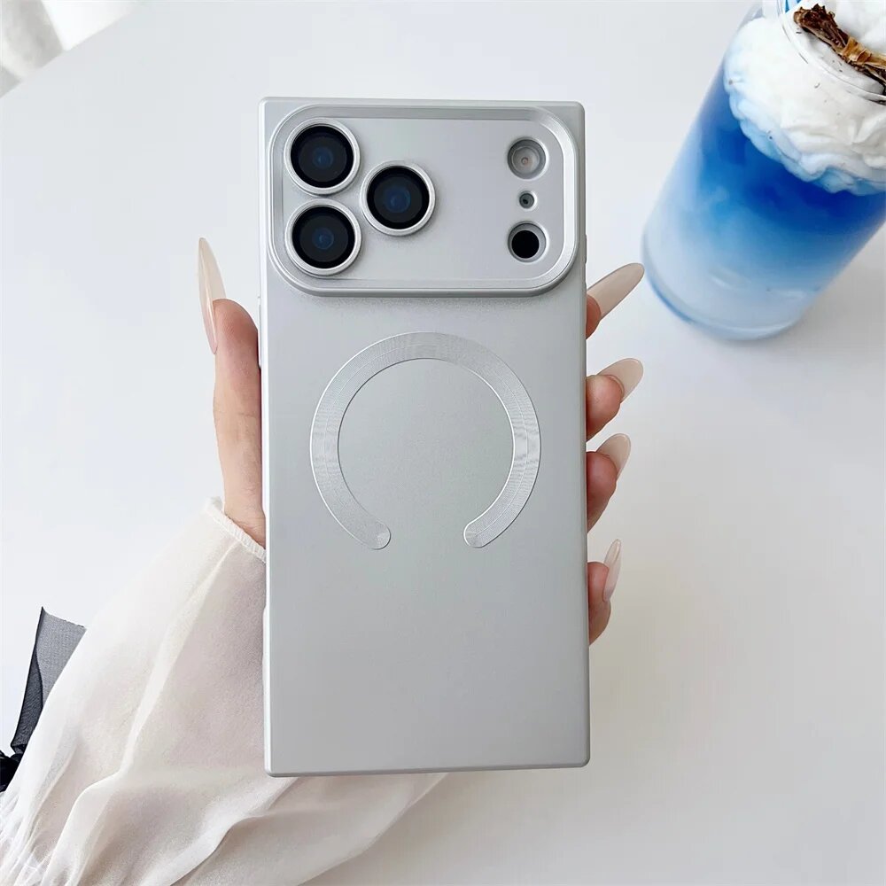 Белый чехол MagSafe для iPhone 17 Pro Max Silvery