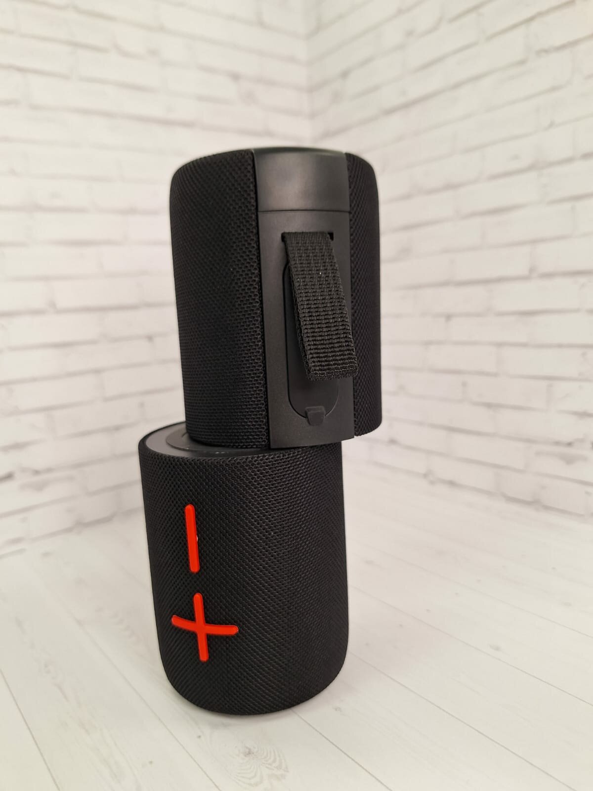 Колонка WALKER WSP-710, Bluetooth, 2в1 на магнитах, 10Вт*2, TWS синхронизация, красная — фото 16