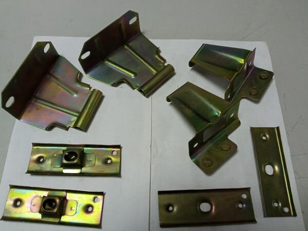 фото Кронштейн бампера переднего 2108 комплект