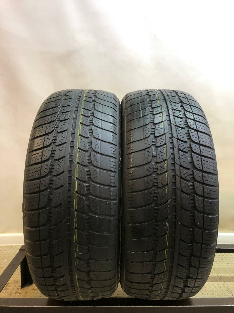 Sunny Snowmaster 215/55 R18 БУ Шины Зимние