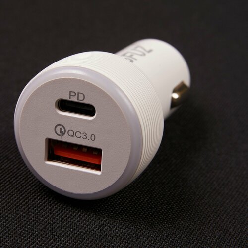 Автомобильное зарядное устройство GFUZ CR-85 38W / Белый