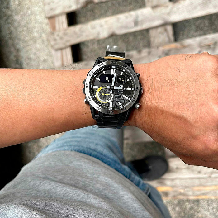 Наручные часы CASIO Edifice, черный, серебряный — фото 1