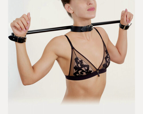 Изображение товара Распорка "Новичок" с ошейником и наручниками