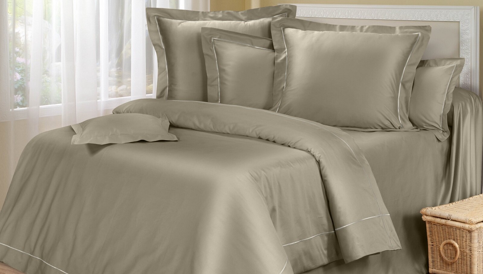 фото Постельное белье Коттон Дримс из мако-сатина Octo Roma (Philosophy) окто рома 600тс, 70 x 70 см (евростандарт 200 x 220)