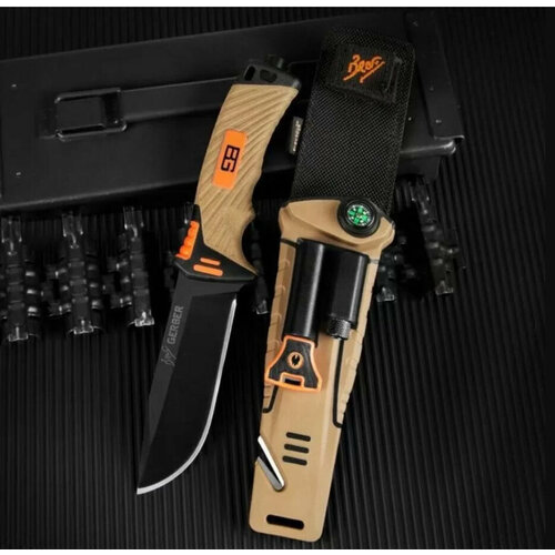 Нож тактический с точилкой и фонариком в ножнах Gerber