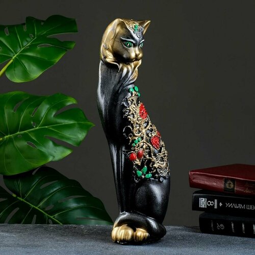 Фигура Маркиза средняя с орнаментом гипсовая 41 12 14 см 1055₽